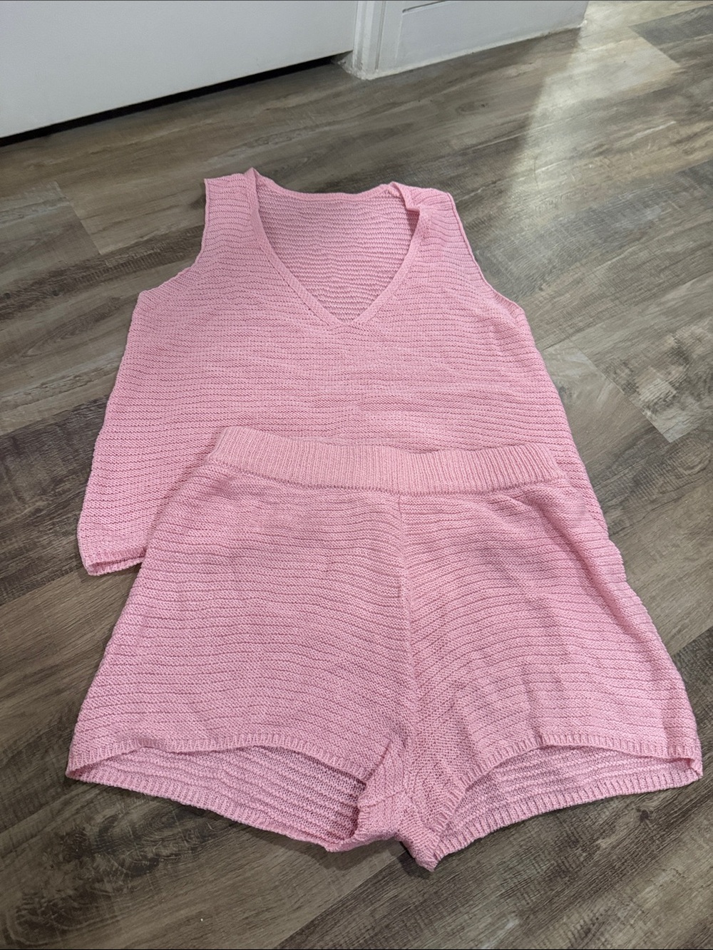 SOLY HUX Women's 2 Piece Deep V Neck Sleeveless Tank Tops and Shorts size XS
